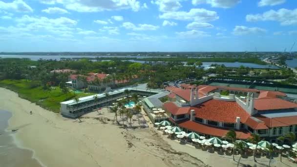 Ondas Vídeo Drone Aéreo Caindo Nas Margens Palm Beach Florida — Vídeo de Stock