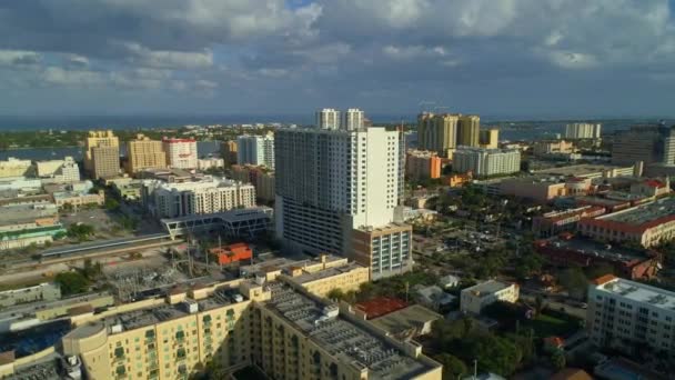 Downtown West Palm Beach Tiro Lateral — Vídeo de Stock