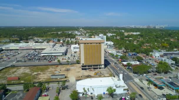 Centro Tritón Inmigración Edificio Demolición Desarrollo Ciudad Miami Drone Metraje — Vídeos de Stock