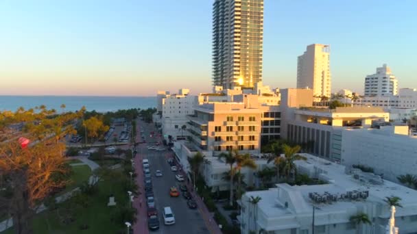 Luchtfoto Miami Beach Trek Schot Condos Tonen Het Strand — Stockvideo