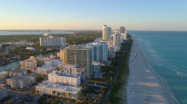 Video Miami Beach Beachfront condominiums 4 k robot
