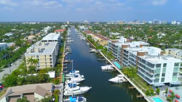 Apartamentos Residenciales Florida Con Imágenes Video Drones Aéreos Muelle — Vídeos de Stock