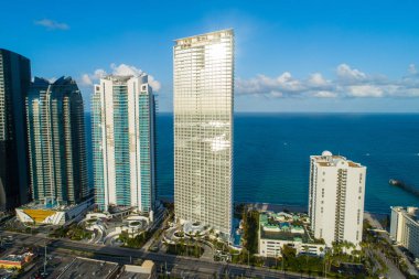 Yeşim imza Sunny Isles Beach Florida ABD
