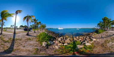 360 equirectangular panorama Miami Haulover Park view Biscayne Körfezi