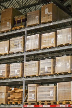 IKEA ambar palet raflar