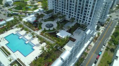 Çatı havuzu bina atış dışarı hava çekin ortaya genç daire Hollywood Florida