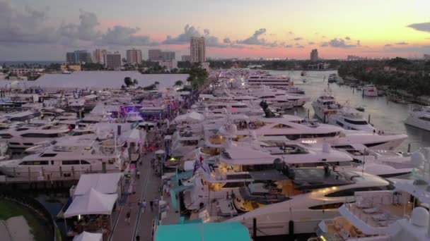 Megayachts Fort Lauderdale Salone Nautico — Video Stock