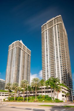 Mavi ve Yeşil Elmas Miami Plajı lüks apartman dairesi
