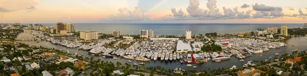 Luchtfoto panorama 2019 Fort Lauderdale Boat Show — Stockfoto