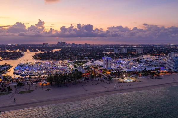 Sonnenuntergang Fort Lauderdale Beach und Bootsmesse 2019 — Stockfoto
