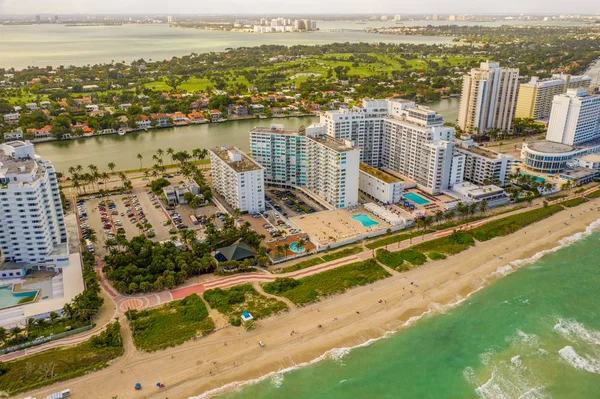 Aérea sobre la hermosa Miami Beach FL — Foto de Stock