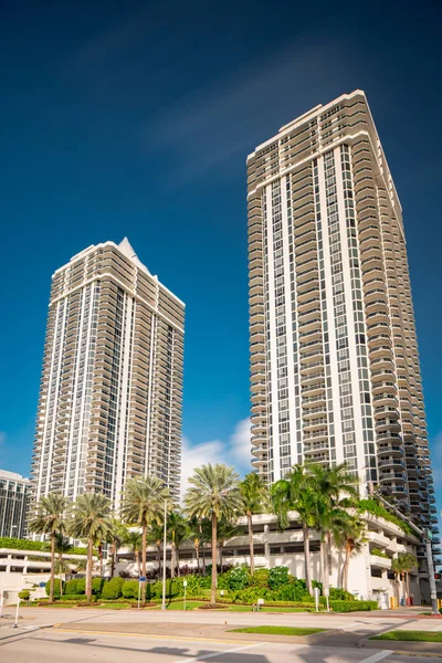 Blue and Green Diamond Miami Beach luxusní highrise byt a — Stock fotografie