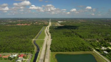 Napoli Havayolları Usa Santa Barbara Bulvarı