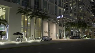 Met1 vale girişi Miami şehir merkezi 4K