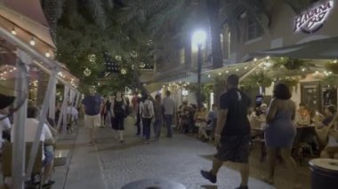 Espanola Yolu 'nda yürüyorum Miami Plajı Fl Usa