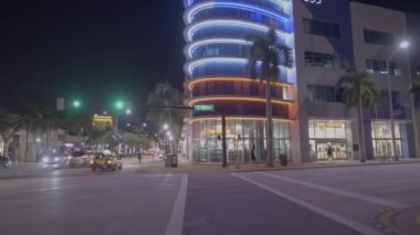Gece Miami neon ışıkları