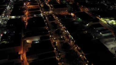 Gece hava görüntüleri tatil ışıkları dekorasyonu Hollywood Bulvarı Florida