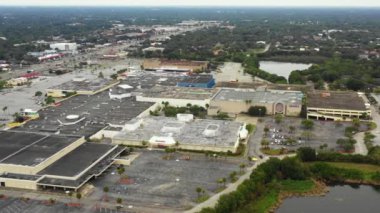 Hava görüntüleri University Mall Tampa FI 4k