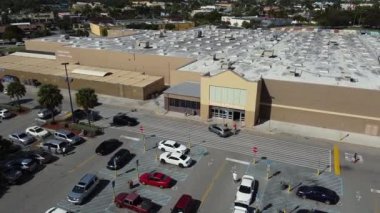 Walmart 'a giden insanlar Florida City Miami Dade