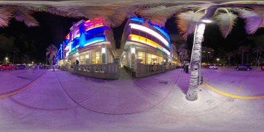 Neon ışıkları Miami Plajı 360 küresel fotoğraf