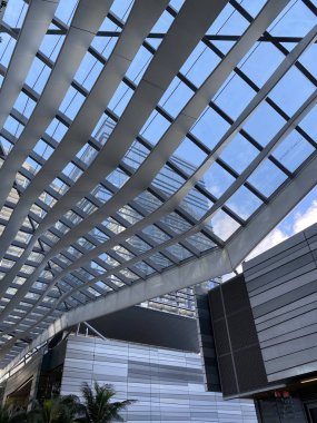 Brickell Şehir Merkezi 'nin Miami FI alışveriş merkezinin fotoğrafı.