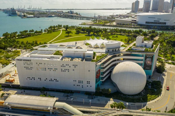 Air photo frost museum of science downtown Miami FL — 스톡 사진