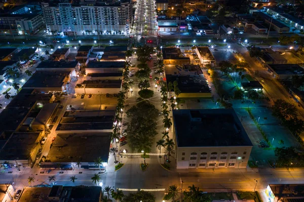 Aerial noc zdjęcia wakacje światła na Hollywood Boulevard Floryda — Zdjęcie stockowe