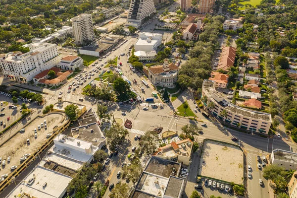 Aerial photo Coral Gables City Hall and holiday Christmas Tree l — Stock Photo, Image