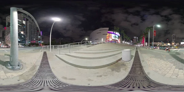 American Airline Arena Downtown Miami noc 360 sferyczne zdjęcie — Zdjęcie stockowe