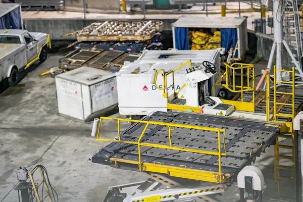 Airport Cargo Loading Platform Mia — Stock Photo, Image