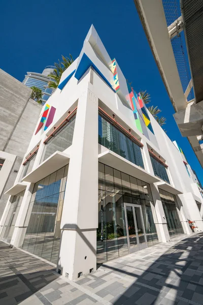 迈阿密现代建筑 派拉蒙塔世界中心 — 图库照片