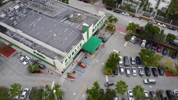 Miami Beach Deco Public Supermarket — стоковое видео