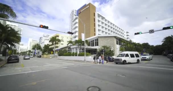 Best Western Hotel Miami Beach Záběr Pohybovou Kamerou — Stock video