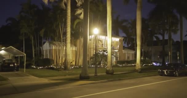 Lumières Vacances Vidéo Nuit Sur Une Maison — Video