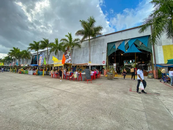 Yellow Green Farmers Market Hollywood FLorida — Stock Photo, Image