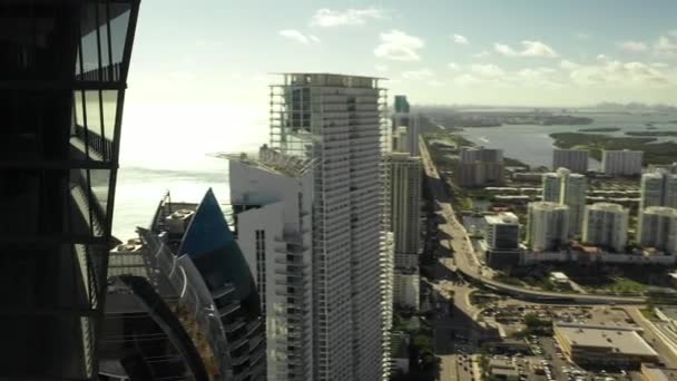 Cinematische Beelden Van Muse Residences Condominium Wolkenkrabber Sunny Isles Beach — Stockvideo
