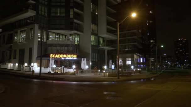 Vídeo Noturno Scaddabush Toronto Canadá Restaurante — Vídeo de Stock