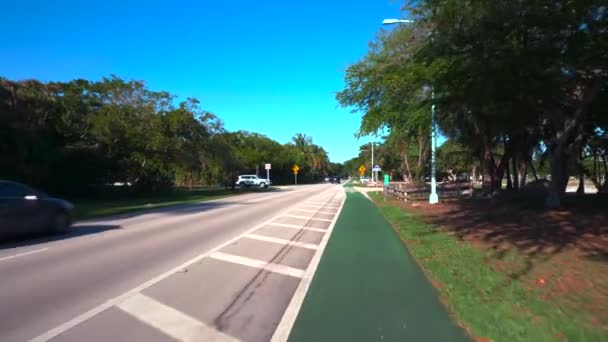 Yeşil Boyalı Bisiklet Yolları Miami Key Biscayne — Stok video