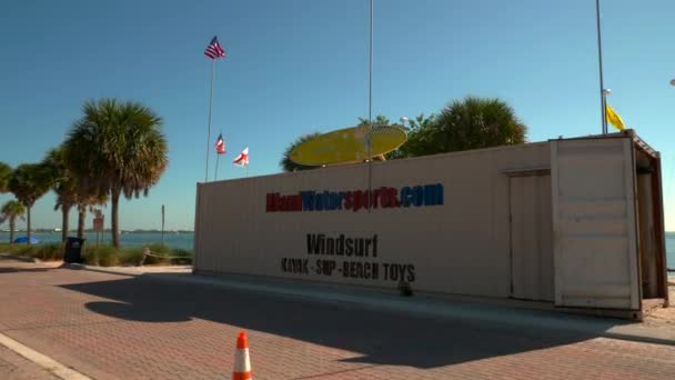 マイアミウォータースポーツカヤックのレンタルキー Biscayne Florida — ストック動画