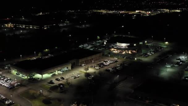 Nacht Luchtfoto Auto Dealers Brentwood Tennessee Usa — Stockvideo