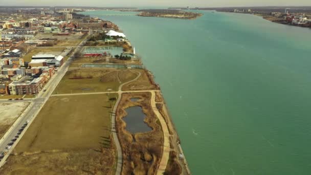 William Milliken State Park Und Harbor Detroit Aantenals — Stockvideo