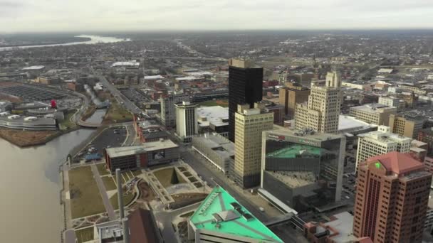 Downtown Toledo Ohio Aérea — Vídeo de Stock