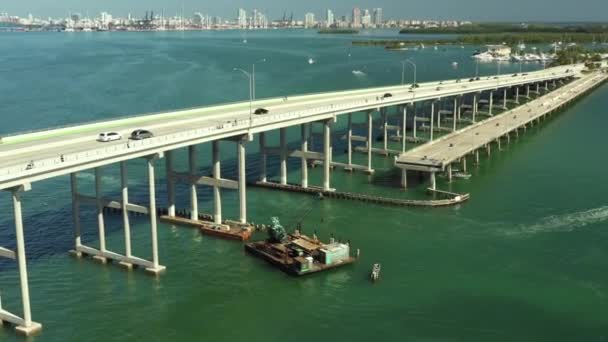 修復中の橋 マイアミ フロリダ ビスケイン2020年頃 — ストック動画