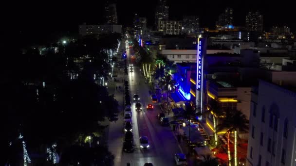 Party Town Miami Beach Ocean Drive — Stockvideo