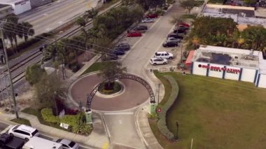 Şehir merkezindeki Pakland Park otoparkının hava görüntüsü.