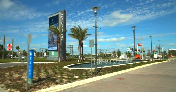 Dania Pointe Shopping Plaza Florida Broward County 2020 — Video Stock
