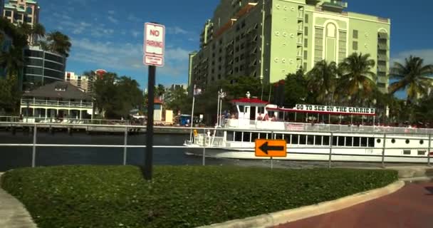Carrie Fähre Kreuzfahrtschiff Fort Lauderdale Las Olas River — Stockvideo