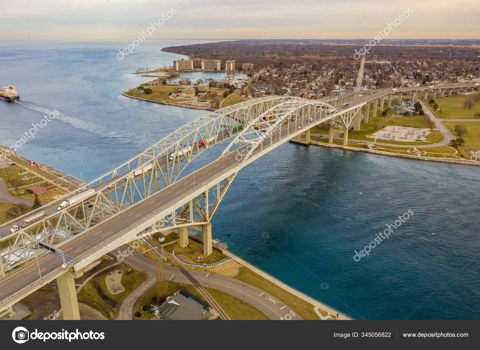 Aerial Photo Blue Water Bridge Usa Canada Stock Photo by ©felixtm 345056822