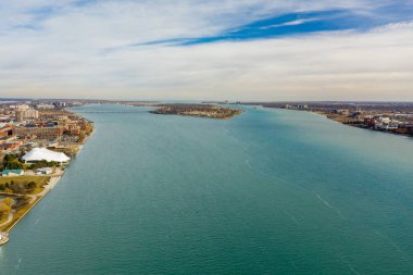 Detroit ve Kanada arasında Havadan çekilmiş Belle Adası