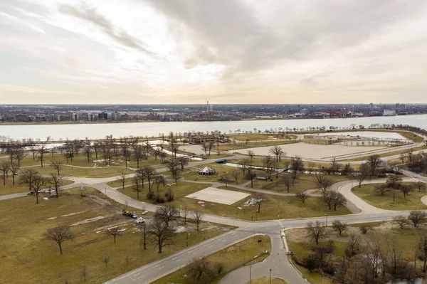 Imagen Aérea Del Dron Belle Isle Detroit Michigan — Foto de Stock